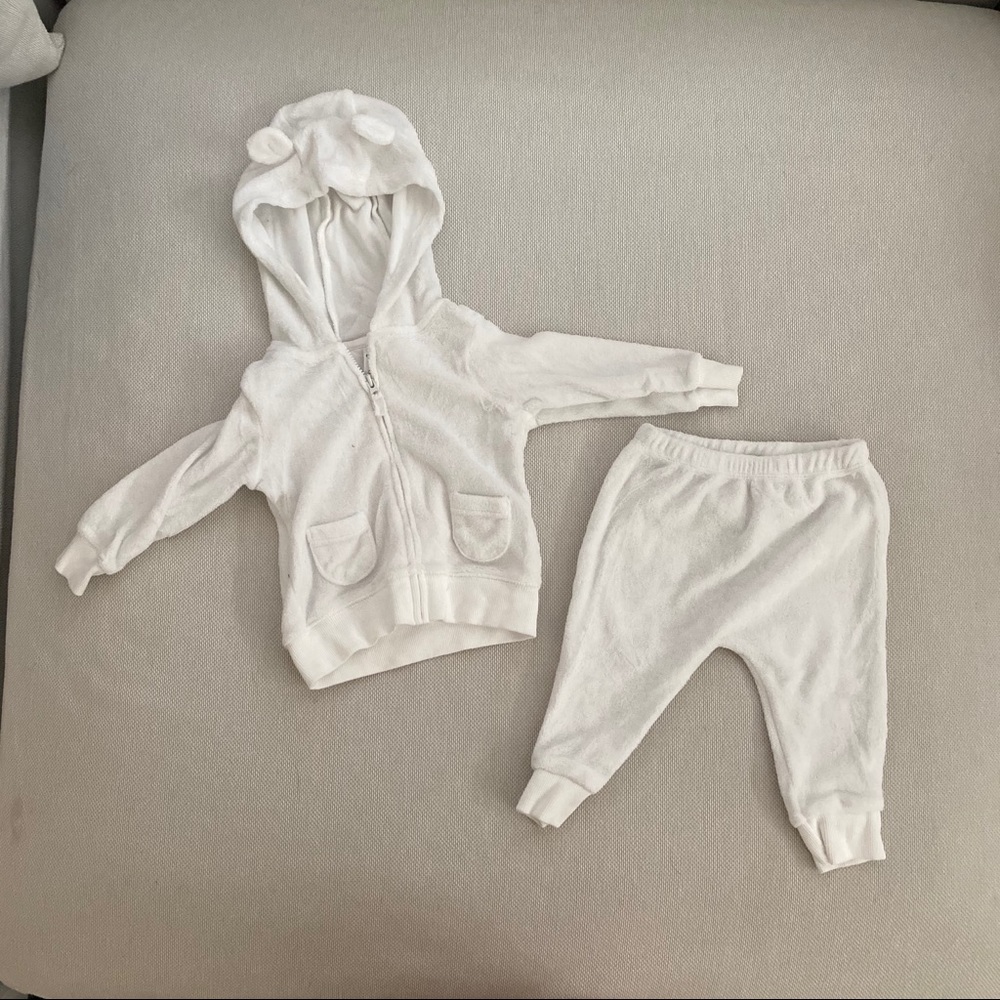 Carters baby outfit